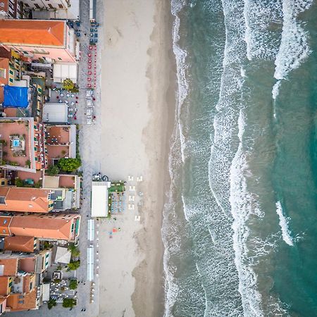 Aparthotel Le Terrazze Alassio Exteriér fotografie